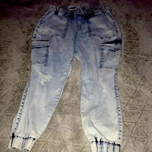 Light blue stretchy jeans